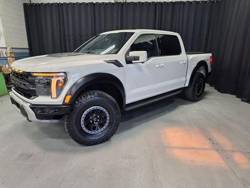 Used 2024 Ford F150 Raptor image 2
