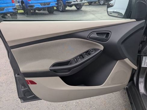 Used 2012 Ford Focus SE image 14