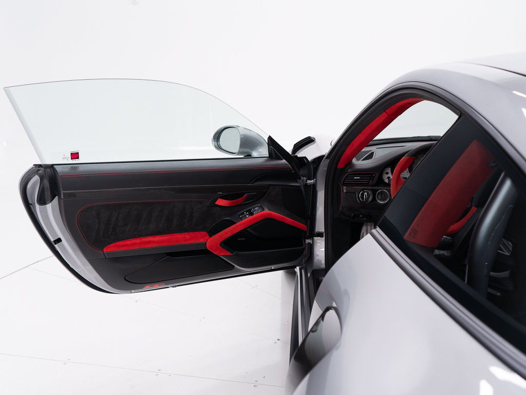 Used 2018 Porsche 911 GT2 RS RWD image 10