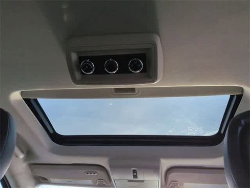 Used 2015 Dodge Journey Limited w/ Sun/Sound & Wheel Group image 23