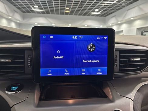 Used 2024 Ford Explorer XLT RWD image 21