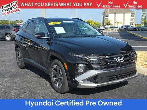 Certified 2025 Hyundai Tucson SEL FWD image 1