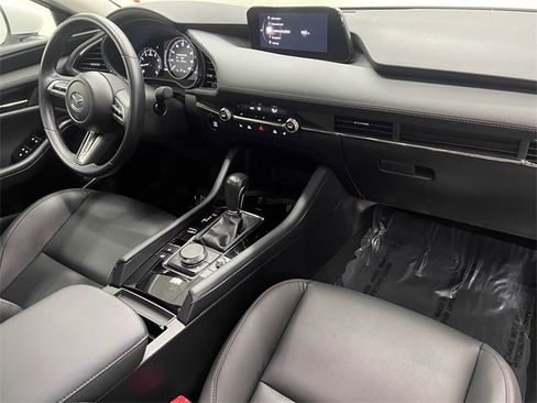 Used 2022 MAZDA MAZDA3 s image 12