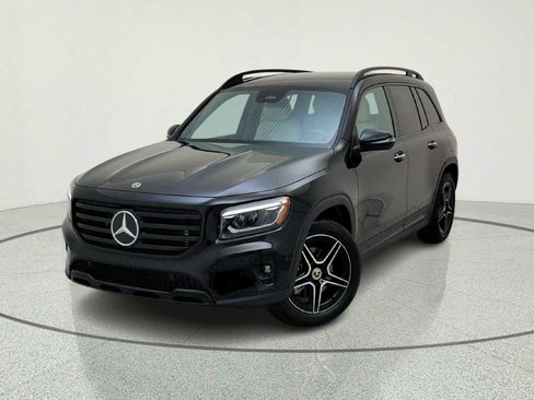 Certified 2026 Mercedes-Benz GLB 250 image 2
