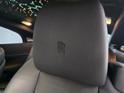 Used 2019 Rolls-Royce Wraith image 9