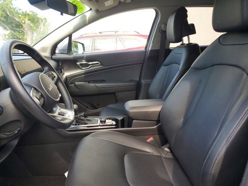 Used 2023 Kia Sportage EX FWD image 18