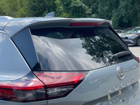 Certified 2023 Nissan Rogue SL w/ SL Premium Package AWD/4WD image 32