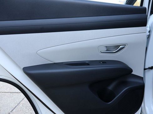 New 2026 Hyundai Tucson SEL image 18