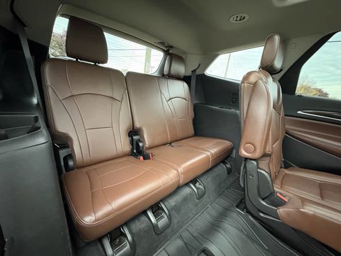 Used 2018 Buick Enclave Avenir image 31