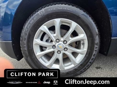 Used 2021 Chevrolet Equinox LT AWD/4WD image 20