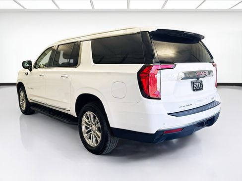 Used 2022 GMC Yukon XL SLT image 6