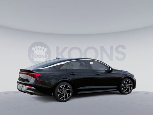 New 2025 Kia K5 EX image 8