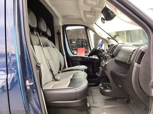 Used 2022 RAM ProMaster 2500 image 6