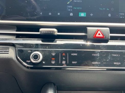 Used 2026 Kia Sportage LX FWD image 20