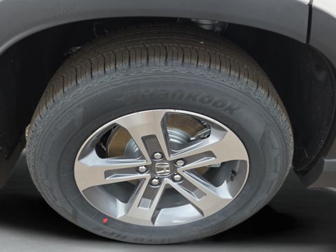 Used 2026 Honda Pilot EX-L image 32