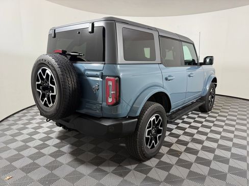 Used 2022 Ford Bronco Outer Banks image 9