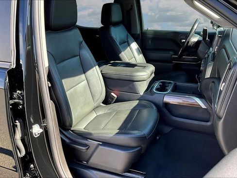 Used 2019 Chevrolet Silverado 1500 RST image 32