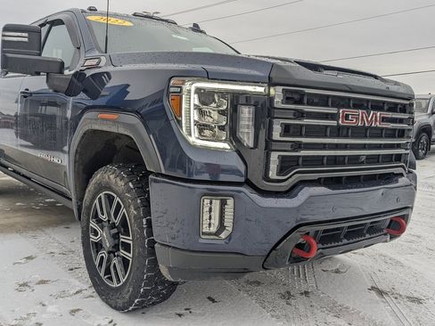 Used 2022 GMC Sierra 2500 AT4 w/ AT4 Preferred Package image 13