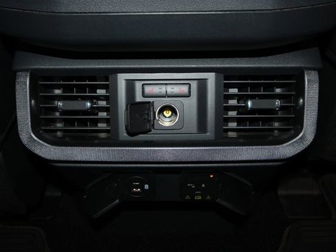 Used 2021 Ford F150 Platinum w/ Equipment Group 701A High image 33