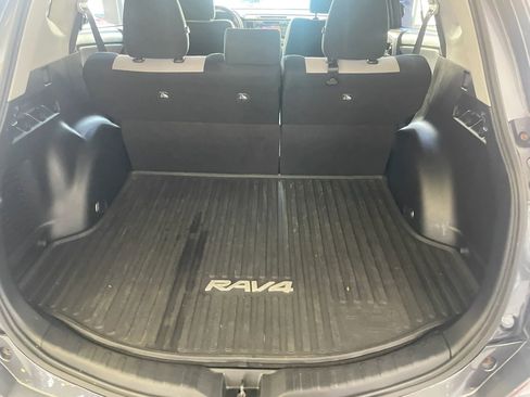 Used 2016 Toyota RAV4 XLE AWD/4WD image 21