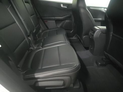 Used 2023 Ford Escape Platinum AWD/4WD image 6
