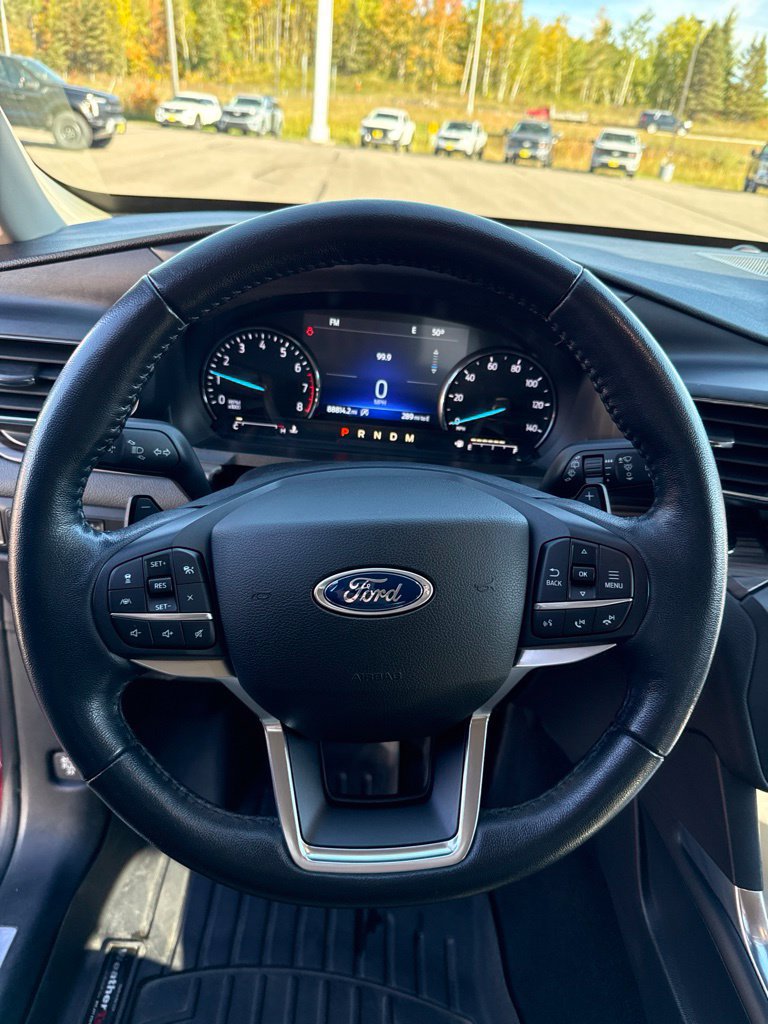 Used 2020 Ford Explorer Limited AWD/4WD image 25