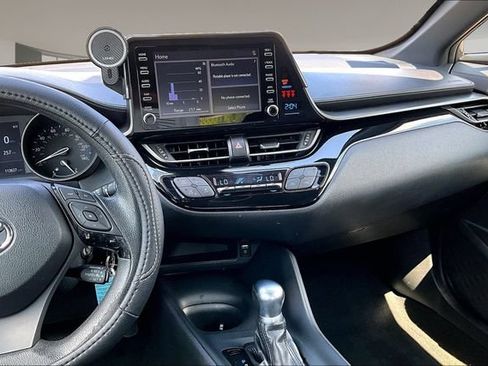 Used 2019 Toyota C-HR LE FWD image 9