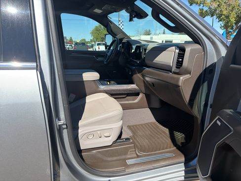 Used 2025 Chevrolet Silverado 3500 LTZ w/ LTZ Plus Package AWD/4WD image 11