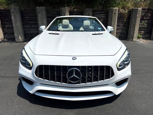 Used 2017 Mercedes-Benz SL 550 image 7