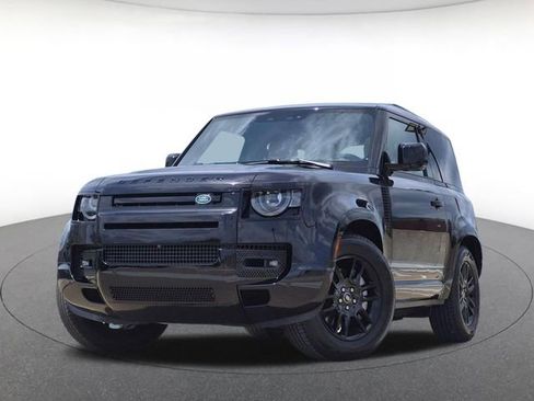 Used 2025 Land Rover Defender 90 X-Dynamic SE AWD/4WD image 1