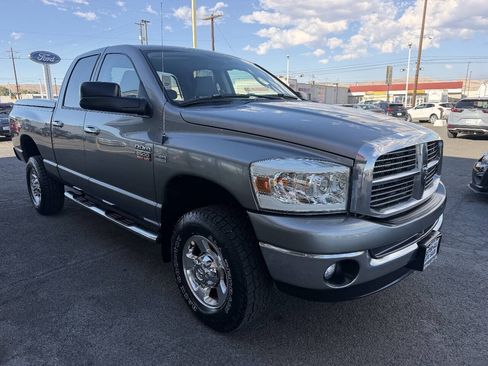 Used 2008 Dodge Ram 2500 Truck SLT w/ Trailer Tow Group AWD/4WD image 8