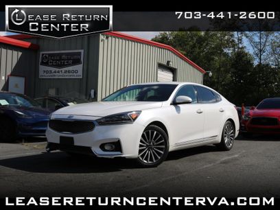 Used 2018 Kia Cadenza Premium