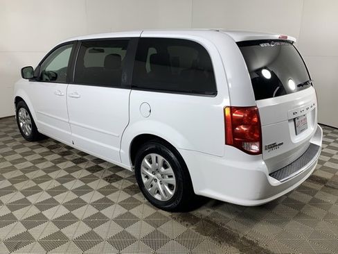 Used 2016 Dodge Grand Caravan SE w/ Quick Order Package 29E SE image 6
