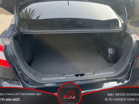 Used 2013 Ford Focus Titanium w/ Titanium Handling Pkg image 19