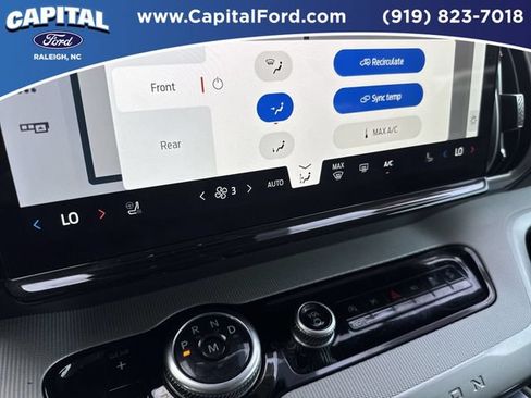 Certified 2025 Ford Expedition Active AWD/4WD image 30