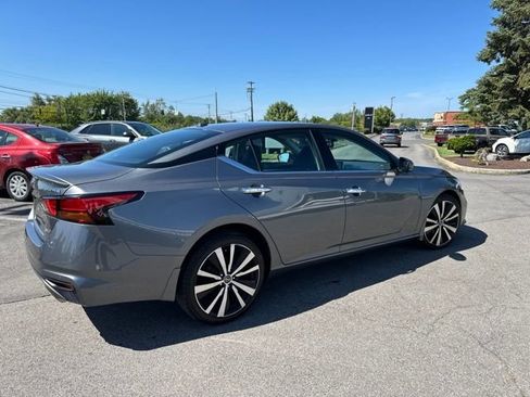 Used 2020 Nissan Altima 2.5 Platinum AWD/4WD image 8