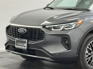 New 2026 Ford Escape SE w/ PHEV Premium Package video 2