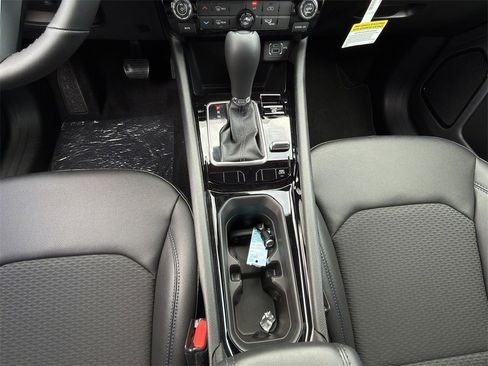 New 2026 Jeep Compass Latitude image 17