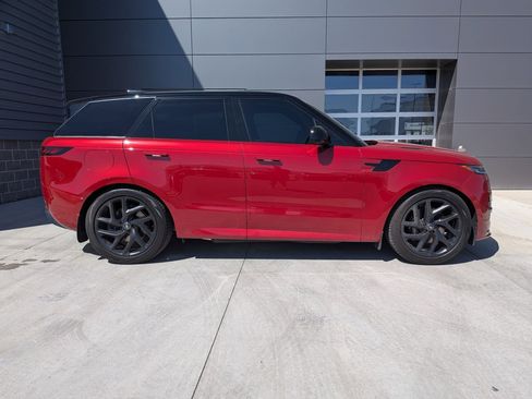 New 2025 Land Rover Range Rover Sport Dynamic SE image 7