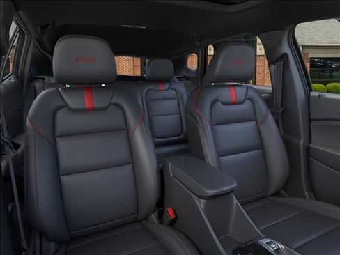 New 2026 Chevrolet Trax RS w/ Sunroof Package FWD image 16