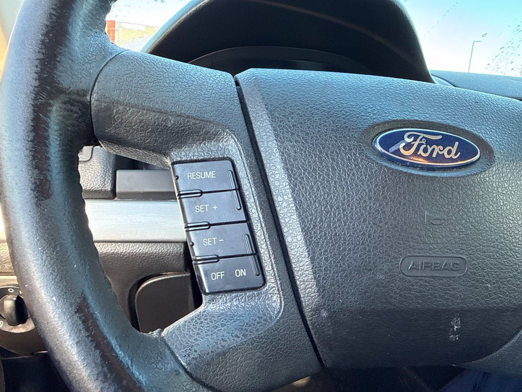 Used 2009 Ford Fusion SE FWD image 17