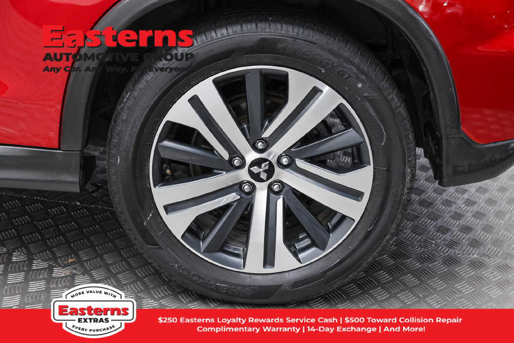 Used 2023 Mitsubishi Outlander Sport ES AWD/4WD image 9