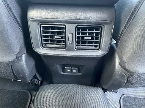 Used 2024 Toyota RAV4 XLE FWD image 19
