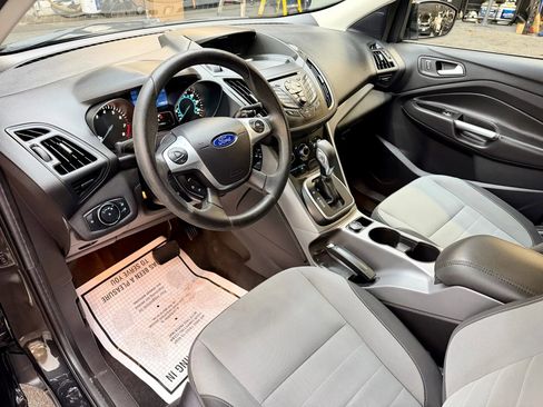 Used 2014 Ford Escape SE image 11
