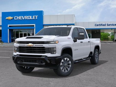 New 2026 Chevrolet Silverado 2500 Custom w/ Custom Value Package AWD/4WD image 6