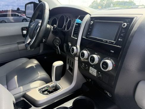 Used 2015 Toyota Sequoia Limited RWD image 11