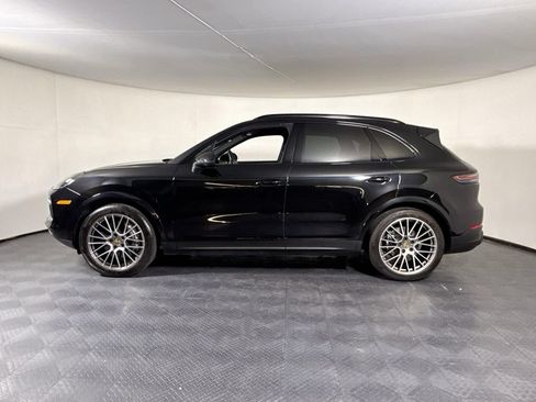 Certified 2023 Porsche Cayenne Platinum Edition AWD/4WD image 4