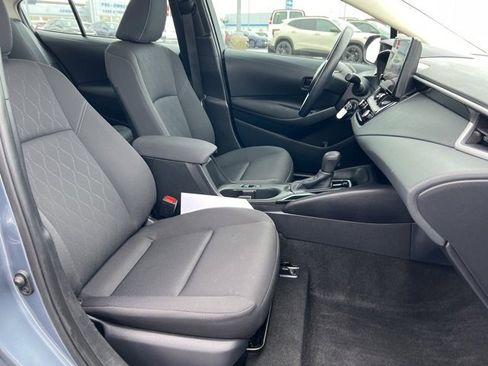 Used 2024 Toyota Corolla LE image 34