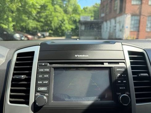 Used 2020 Nissan Frontier PRO-4X w/ Pro-4x Utility Package AWD/4WD image 21