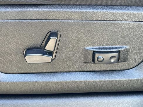 Used 2023 RAM 2500 Big Horn w/ Level 1 Equipment Group image 24